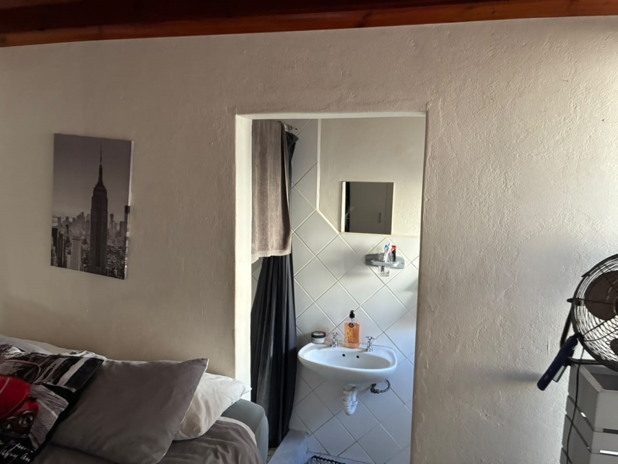 4 Bedroom Property for Sale in Fairy Glen Western Cape